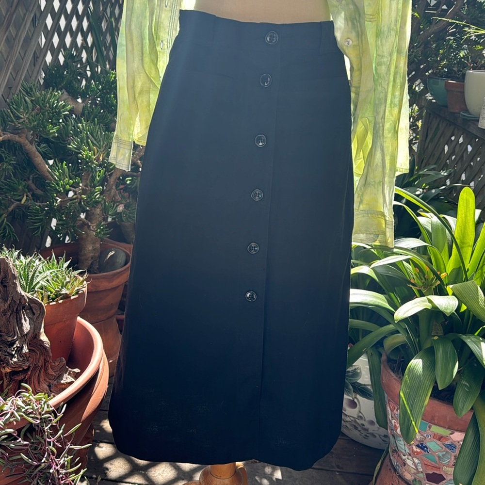Vintage Danish Black Cotton Skirt NWOT. Size Medium. Deres Brand 20+yrs old